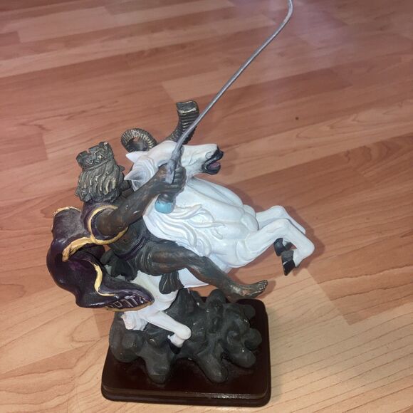 The Coming King- Max Greiner Jr- Jesus Christ-Sculpture Trinity Broadcasting - Picture 2 of 8